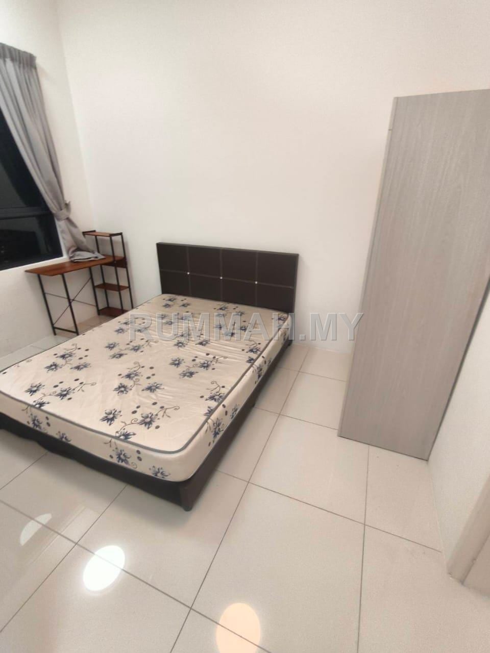 3-bedroom condo in Jelutong, Penang for rent - Condo for Rent @ Skyview Residence, Jelutong | Partially Furnished