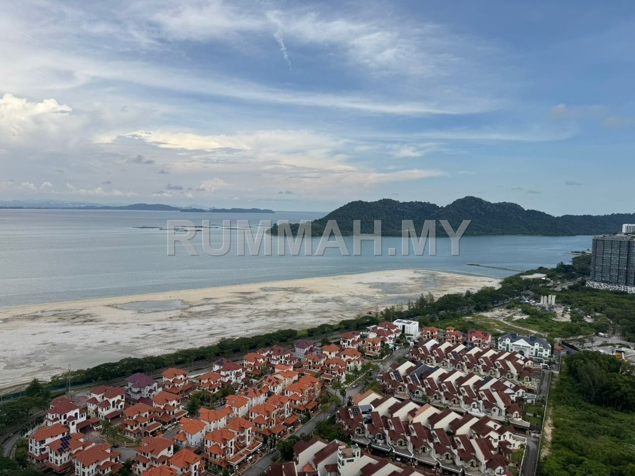3-bedroom condo in Gelugor, Penang for sale - [Seaview] The Zen Condo, Gelugor | Partially Furnished