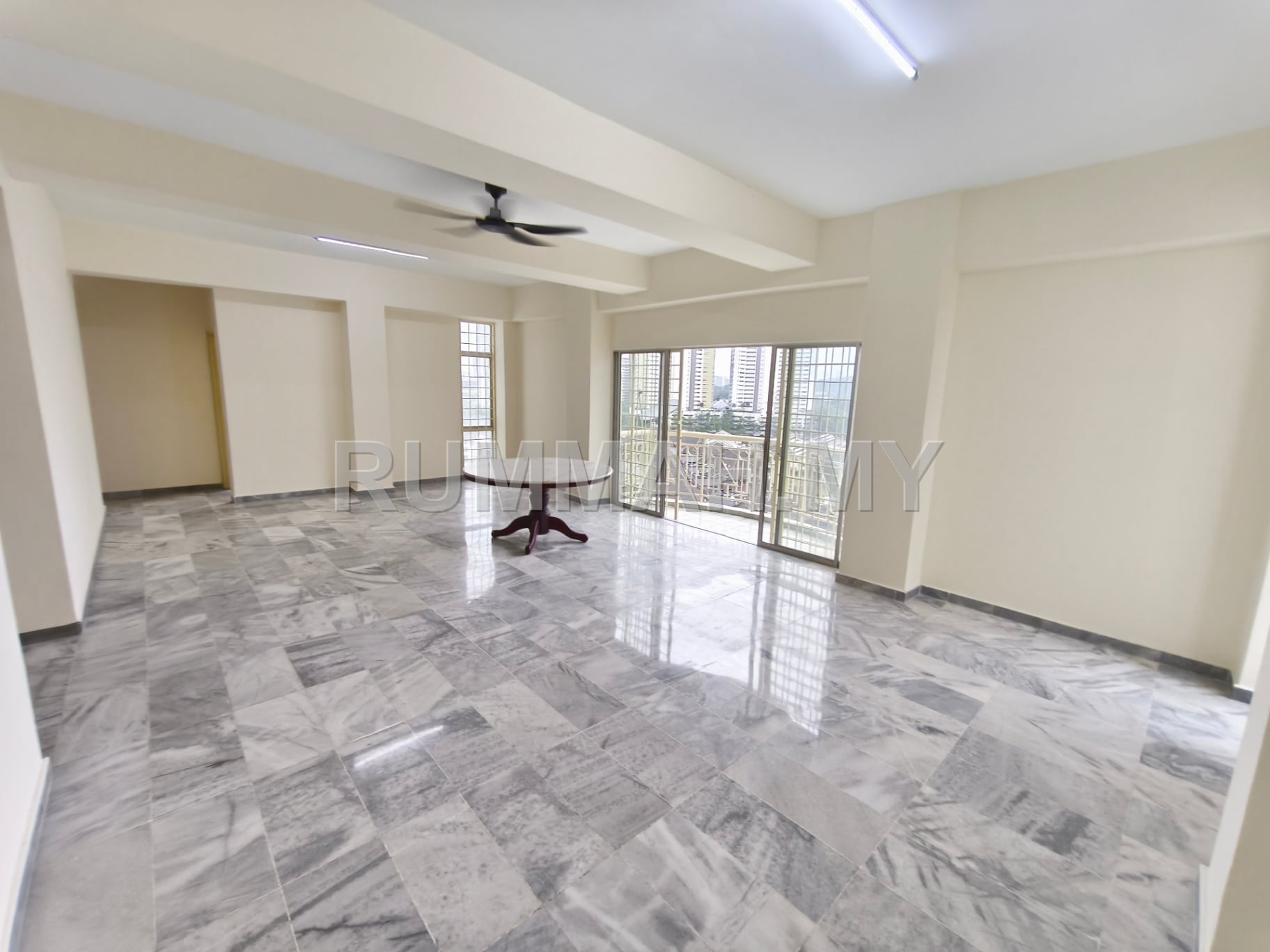 3-bedroom condo in Bandar Sunway, Selangor for sale - Ridzuan Condo, Below Market Non Bumi, 1468sqft Corner Unit, Bandar Sunway PJS10