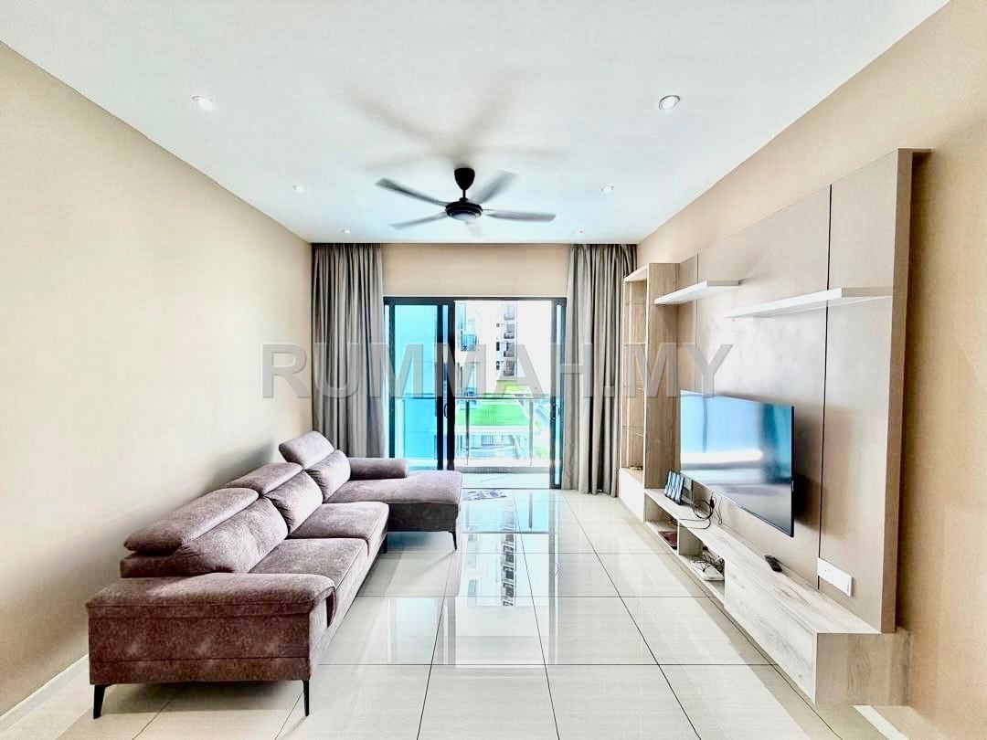 2-bedroom condo in Bayan Lepas, Penang for rent - Queens Residence Q1 Seaview Units @ Queensbay Bayan Lepas Fully Furnished 2 Bedrooms For Rent near to FTZ