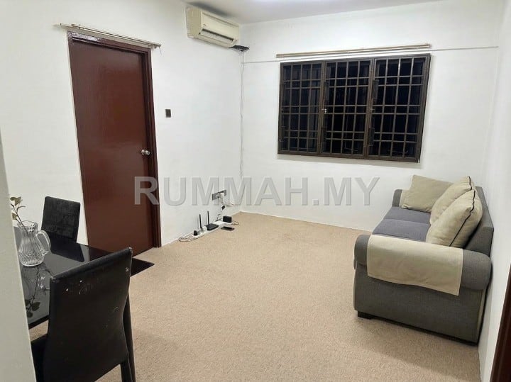 Sri Wangsa 2 Jelutong freehold 700sqft 1CP Fully renovated partly furnished