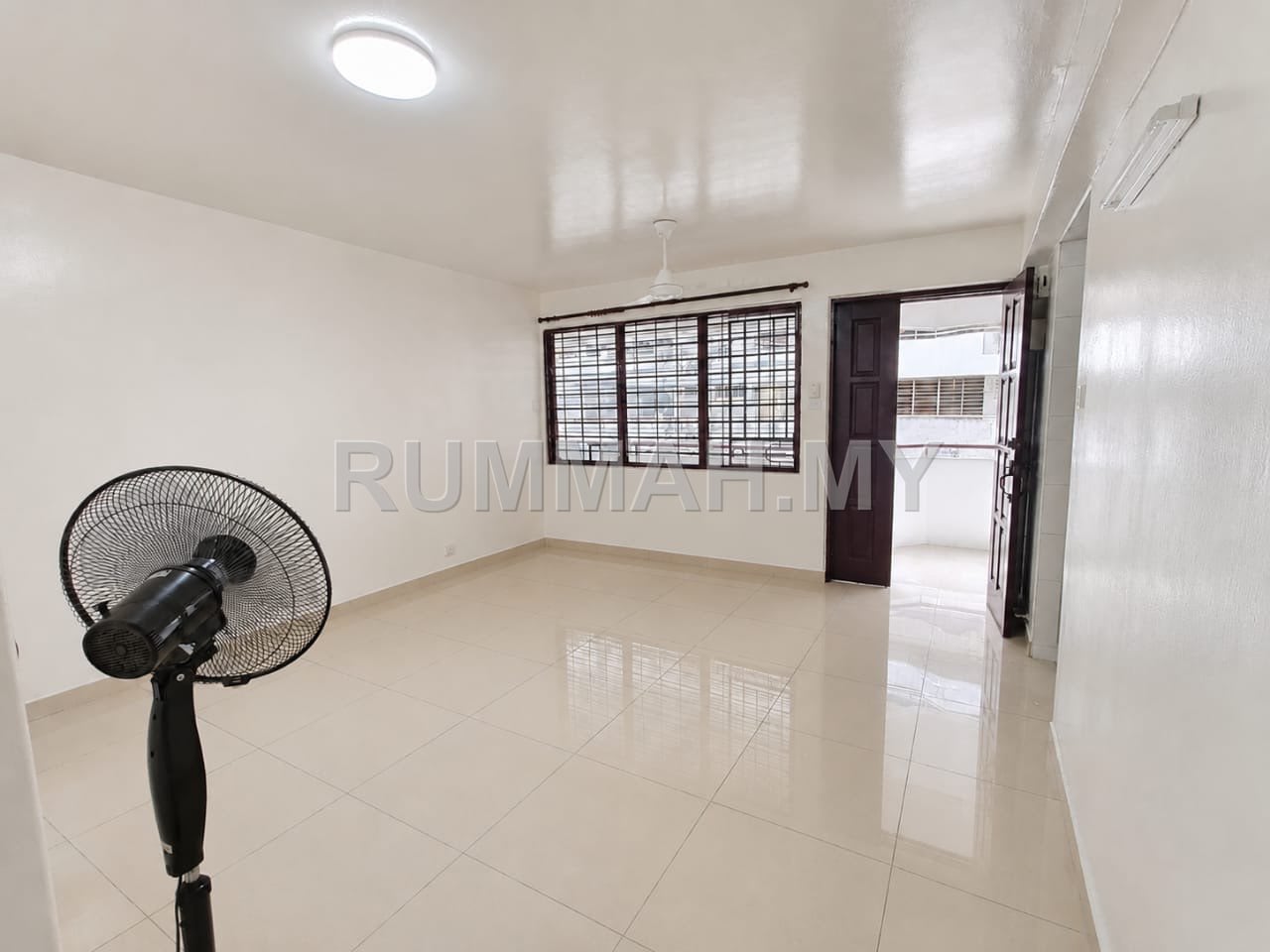 3-bedroom condo in Jelutong, Penang for sale - Desa Green Jelutong Unfurnished 3 Bedrooms For Sale with Renovated [CHEAPEST]