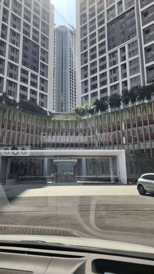 2-bedroom condo in Tanjung Tokong, Penang for sale - Condo for Sale @ The Meg by E&O, Tanjung Tokong | Freehold