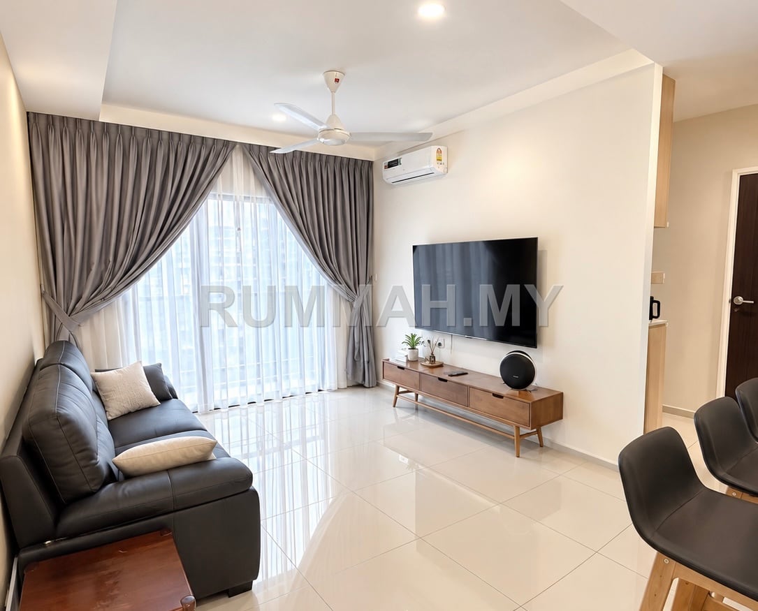 3-bedroom condo in Tanjung Tokong, Penang for rent - Tri Pinnacle @  Tanjung Tokong Fully ID Renovated with Furnished 3 Bedrooms 2 Carpark For Rent
