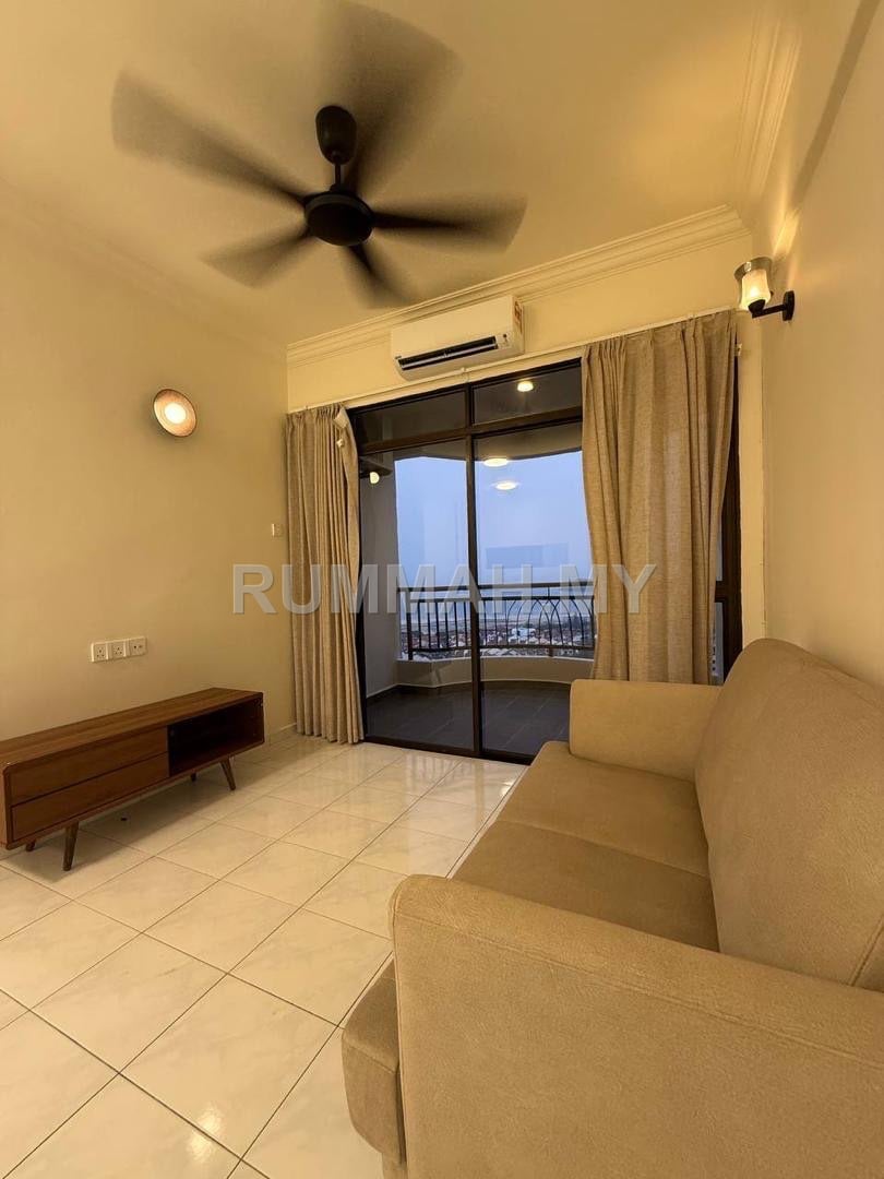 3-bedroom condo in Gelugor, Penang for rent - E Park @ Batu Uban ,1000dft, Fully Renovated