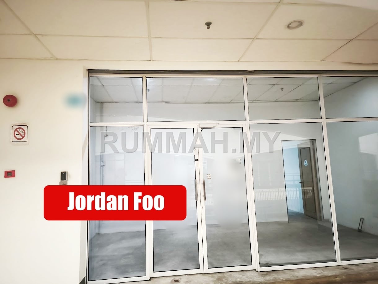 commercial in Bayan Baru, Penang for rent - Office Suite for Rent @ D'Piazza Mall, Bayan Baru Ample Parking