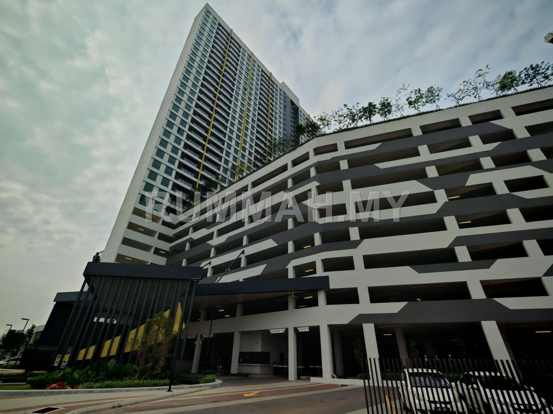 2-bedroom condo in Batu Kawan, Penang for sale - Condo for Sale @ Savana Residences, Bandar Cassia, Batu Kawan | Freehold