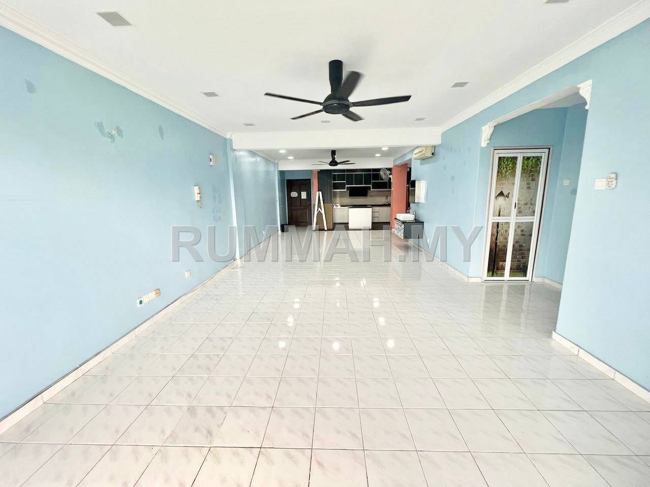 4-bedroom condo in Petaling jaya, Selangor for sale - Tiara Kelana Condominium, Petaling Jaya
