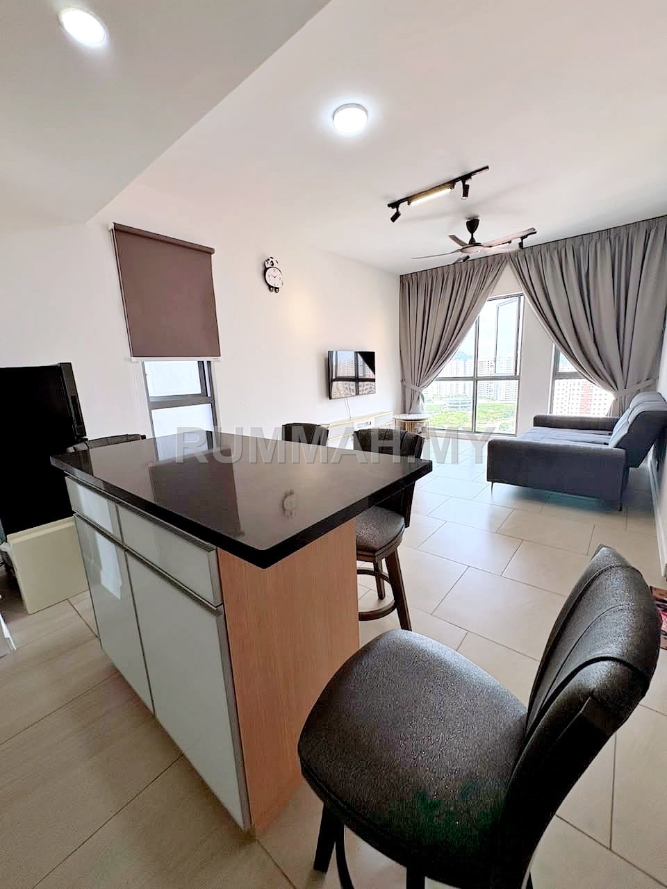 3-bedroom condo in Gelugor, Penang for rent - Triuni Residences @ Gelugor For Rent