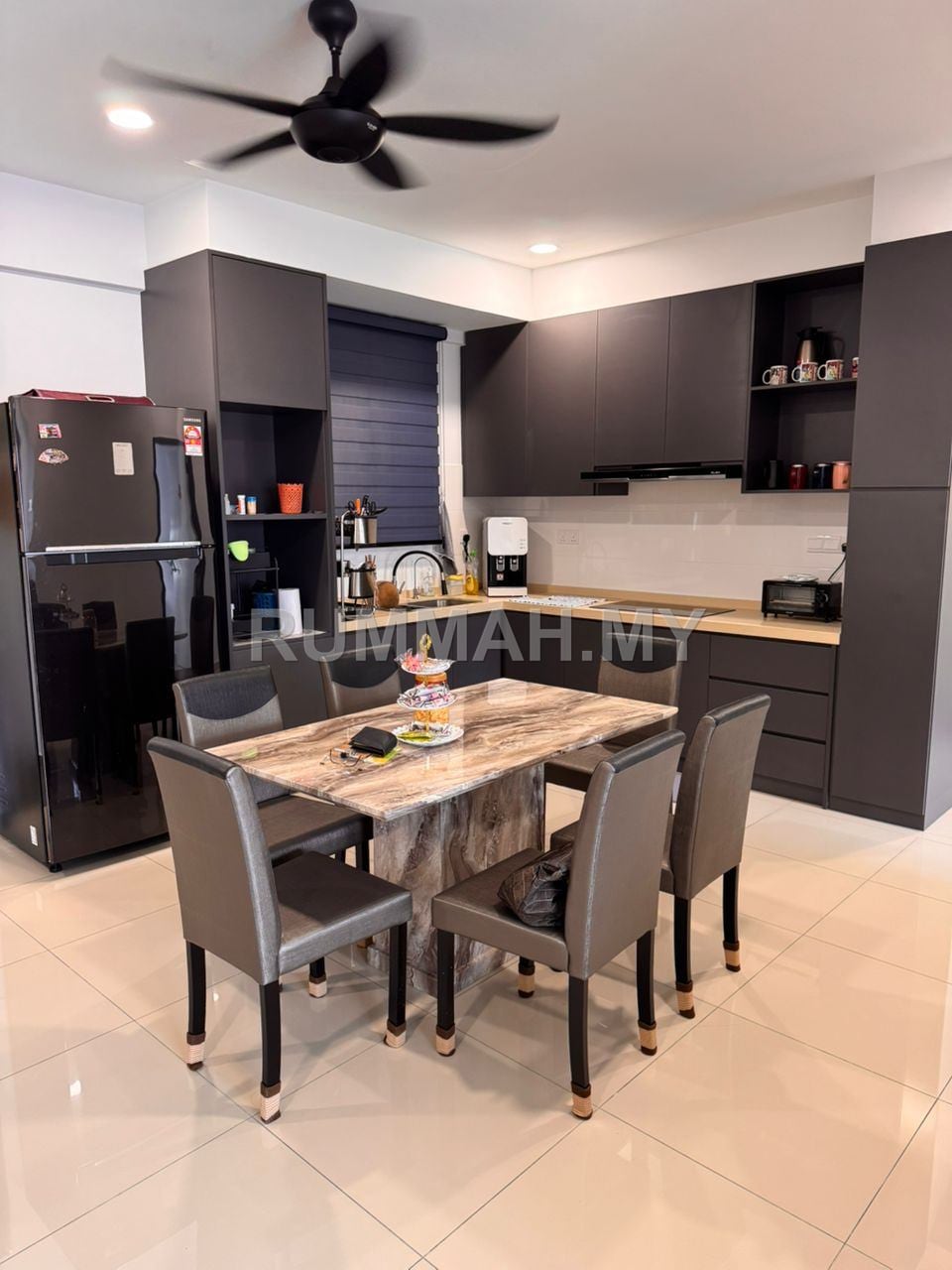 3-bedroom condo in Sungai Ara, Penang for rent - Golden Triangle 2  Hight Floor for rent 
