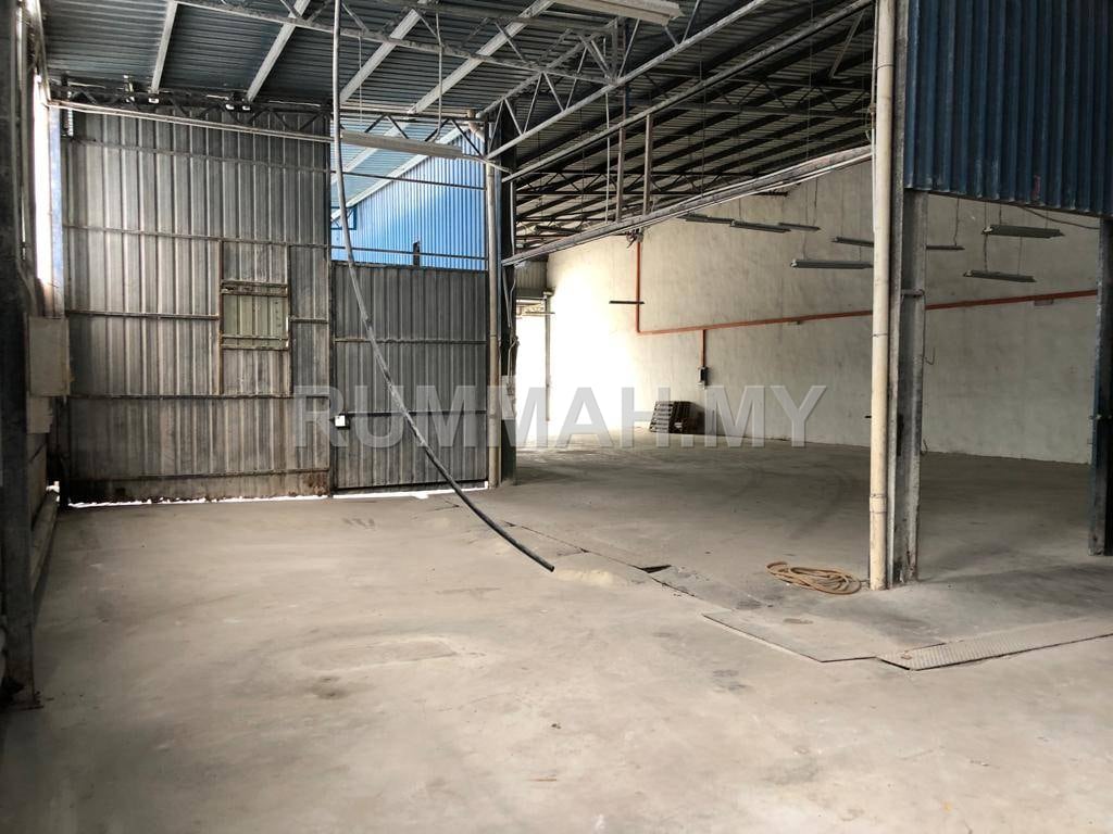 industrial in Kulim, Kedah for rent - Kulim Taman  Waja 1.5sty  Semi D Factory 
