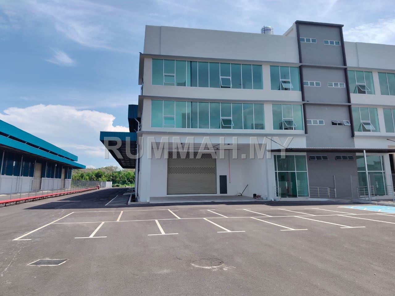 industrial in Perai, Penang for rent - Perai Freehold 1000 Amp Semi D Factory 