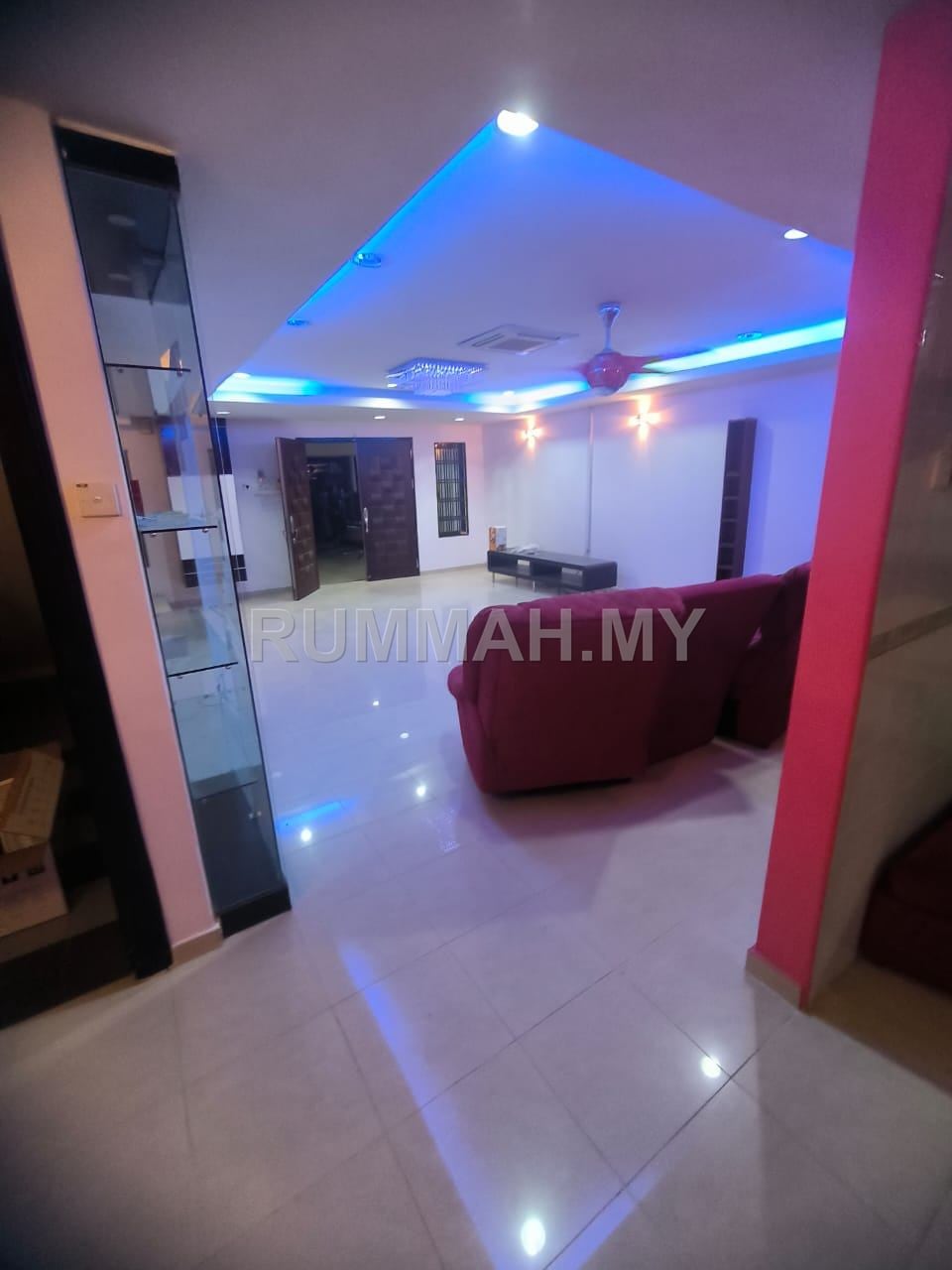 5-bedroom house in Puchong, Selangor for rent - 2.5-Storey Terraced House for Rent @ Taman Meranti Jaya, Puchong | Partly Furnished