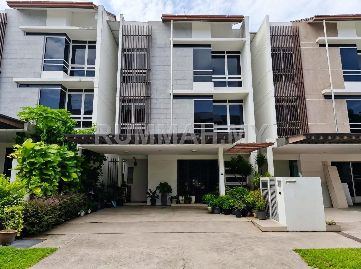 6-bedroom house in putrajaya, Selangor for rent - 2.5 Storey Superlink Duta Villa,  Presint 14,  Putrajaya FULLY FURNISHED  READY TO MOVE IN