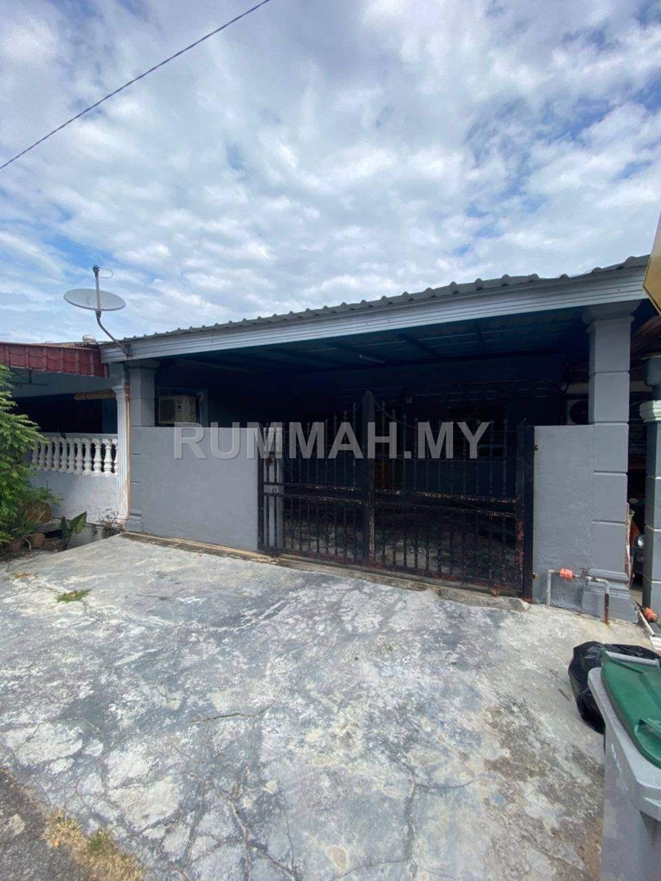 3-bedroom house in Alor Gajah, Melaka for sale - 1-Storey Terrace for Sale @ Taman Sebang Gemilang, Alor Gajah | Leasehold Bumilot
