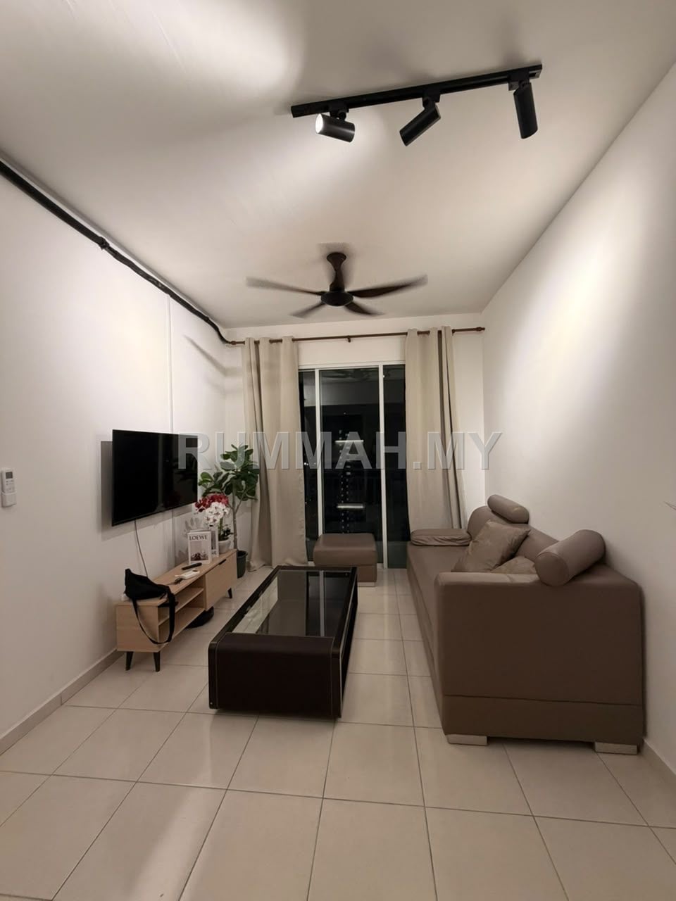 3-bedroom condo in Gelugor, Penang for rent - Amazing Unit For Rent Immediately At Gelugor, Very Nice Furnishings!!