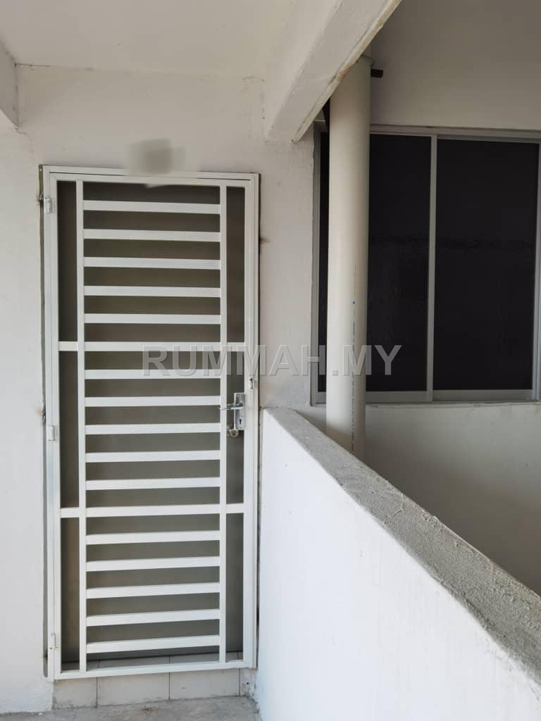 3-bedroom condo in Georgetown, Penang for sale - Condo for Sale @ The Rise Collection 1, Georgetown | Leasehold