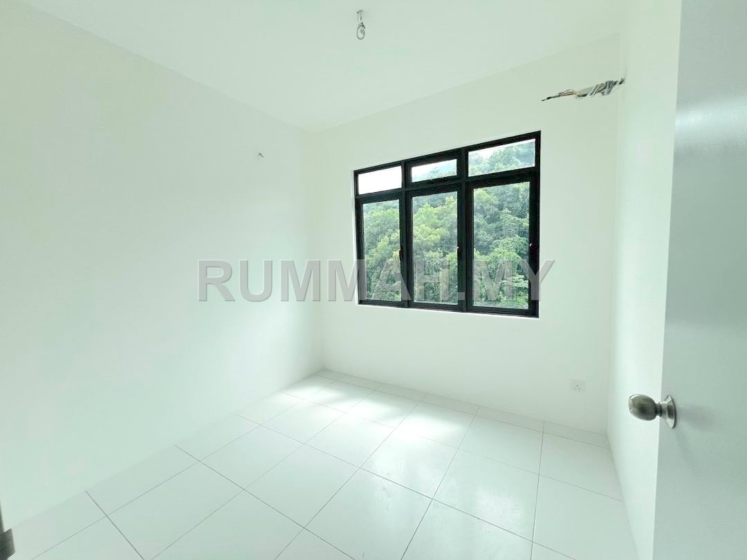 3-bedroom condo in Bukit Jambul, Penang for sale - The Terraces New Condominium Bukit Jambul