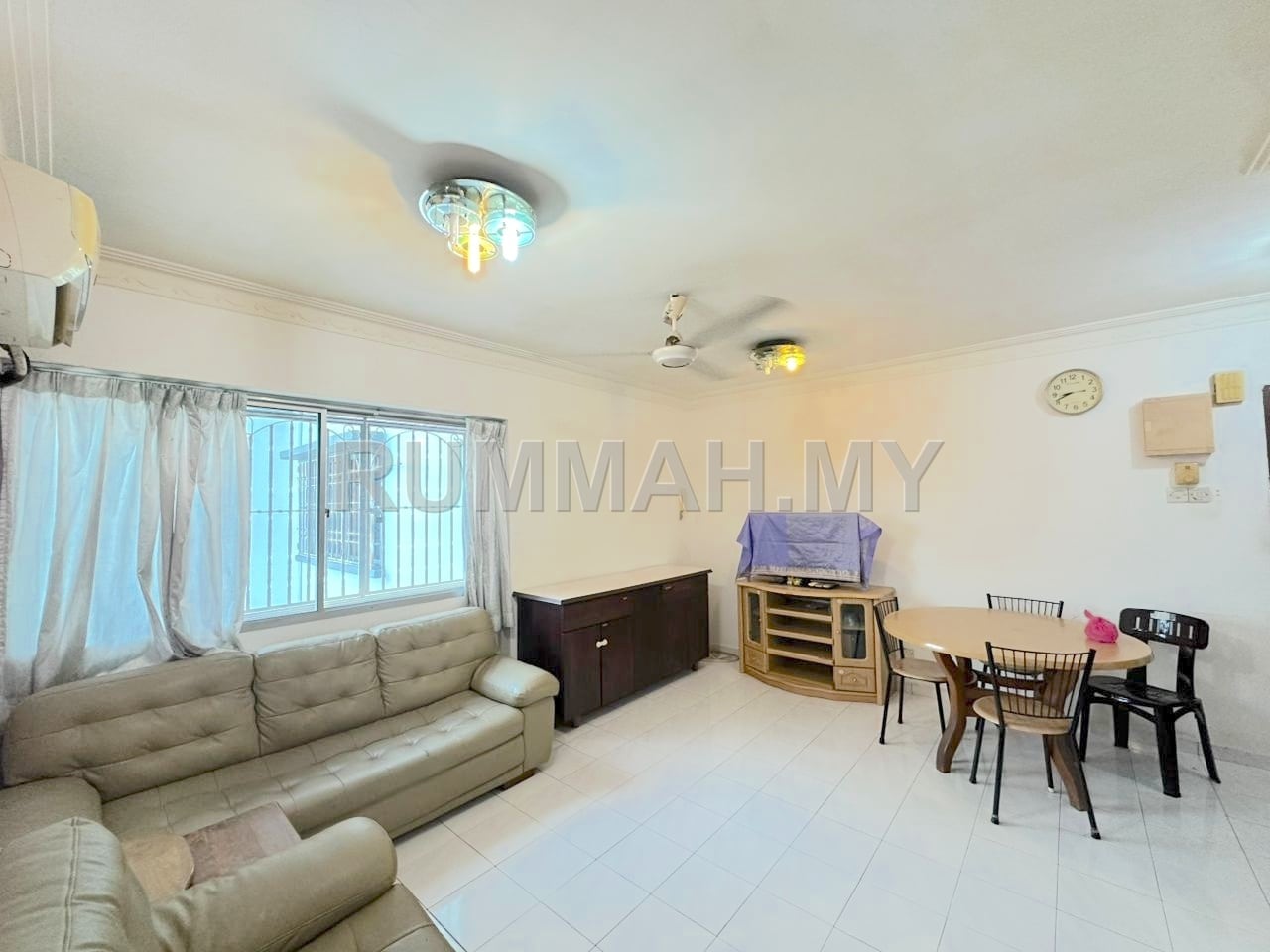 3-bedroom condo in Sungai Dua Island, Penang for sale - Taman Pekaka 31 Block 2 Car Park Sungai Dua