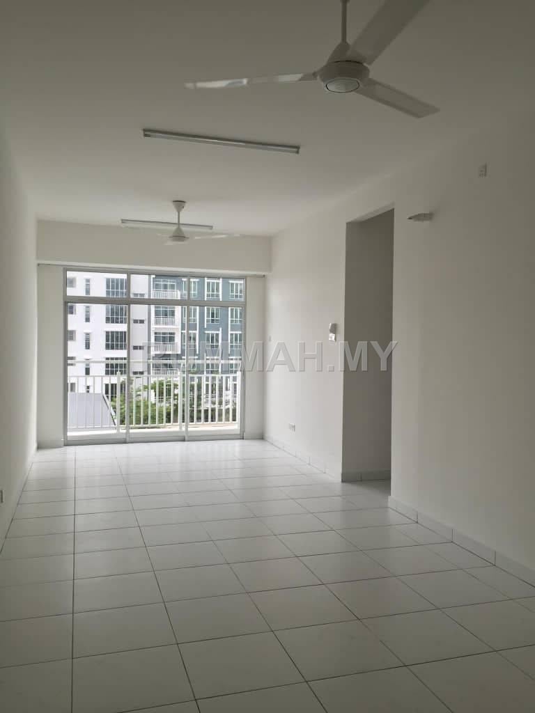3-bedroom condo in bandar saujana putra, Selangor for sale - For Sale  Furnished CONDO BSP Skypark Bandar Saujana Putra Cyberjaya Putra