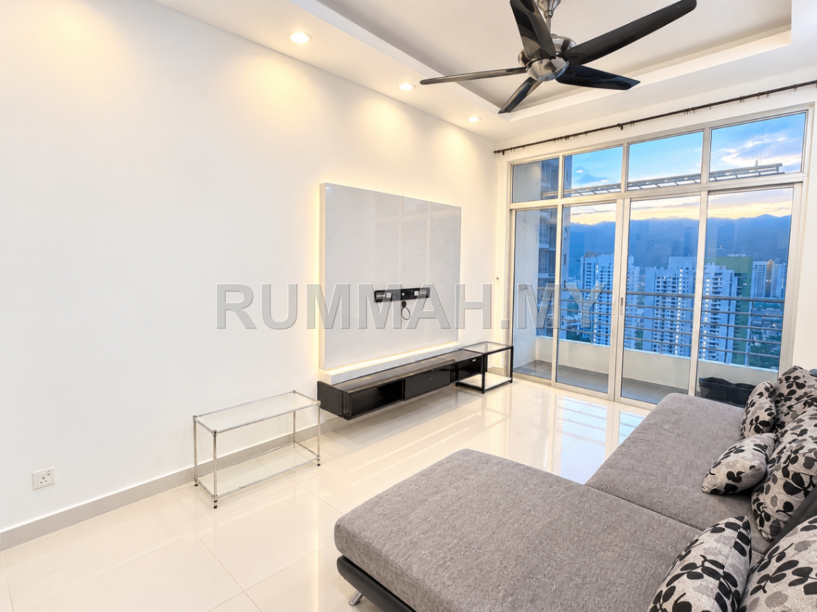 3-bedroom condo in Farlim, Penang for rent - Boulevard Condominium @ Ayer Hitam Farlim Renovated 3 Bedrooms For Rent