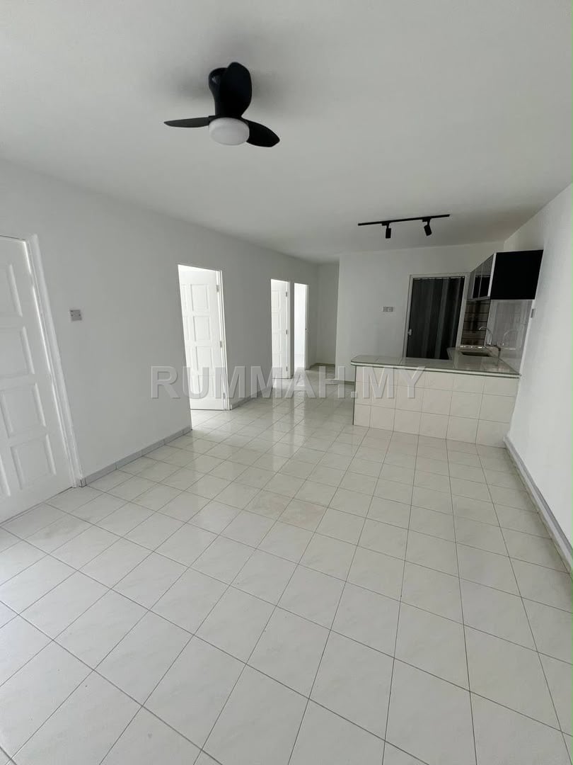 3-bedroom condo in Perai, Penang for sale - Flat @ Taman Pelangi, Perai | Renovated