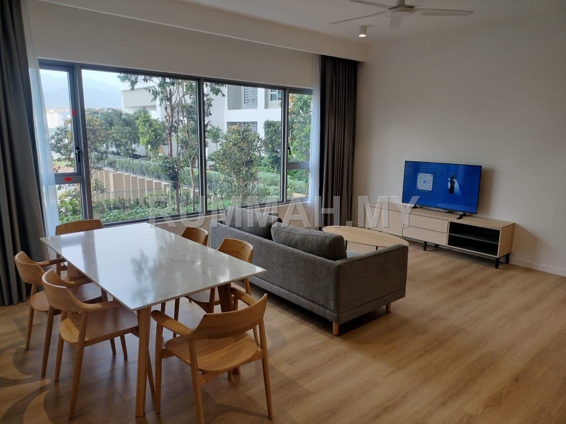 3-bedroom condo in Tanjung Tokong, Penang for sale - The Meg Serviced Residence @ Andaman Island For Sale
