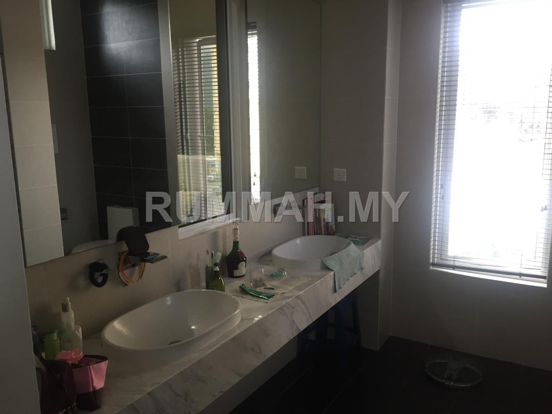 5-bedroom house in Tanjung Bungah, Penang for sale - Semi-Detached House for Sale @ Jalan Osman, Tanjung Bungah | Freehold