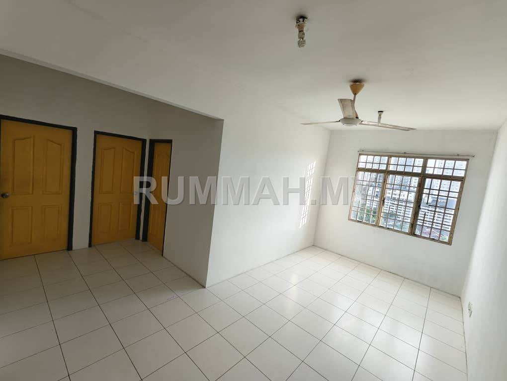 3-bedroom condo in Jelutong, Penang for sale - Taman Pelangi Indah Block 99 Freehold Jelutong Worth to Buy Freehold