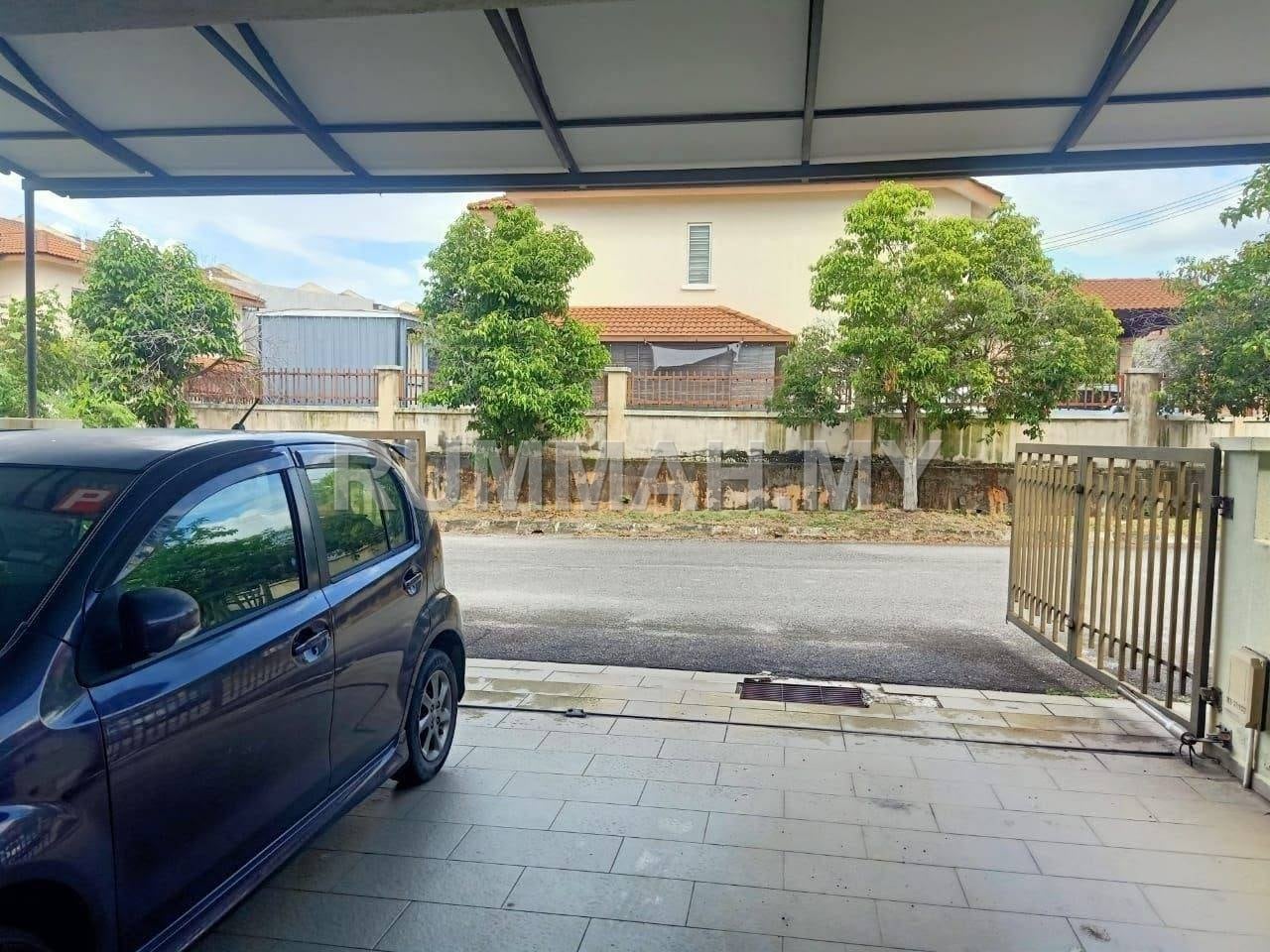 4-bedroom house in Bangi, Selangor for sale - ell Below Market Value Facing Open Semi D Cluster House Bandar Bukit Mahkota, Bangi