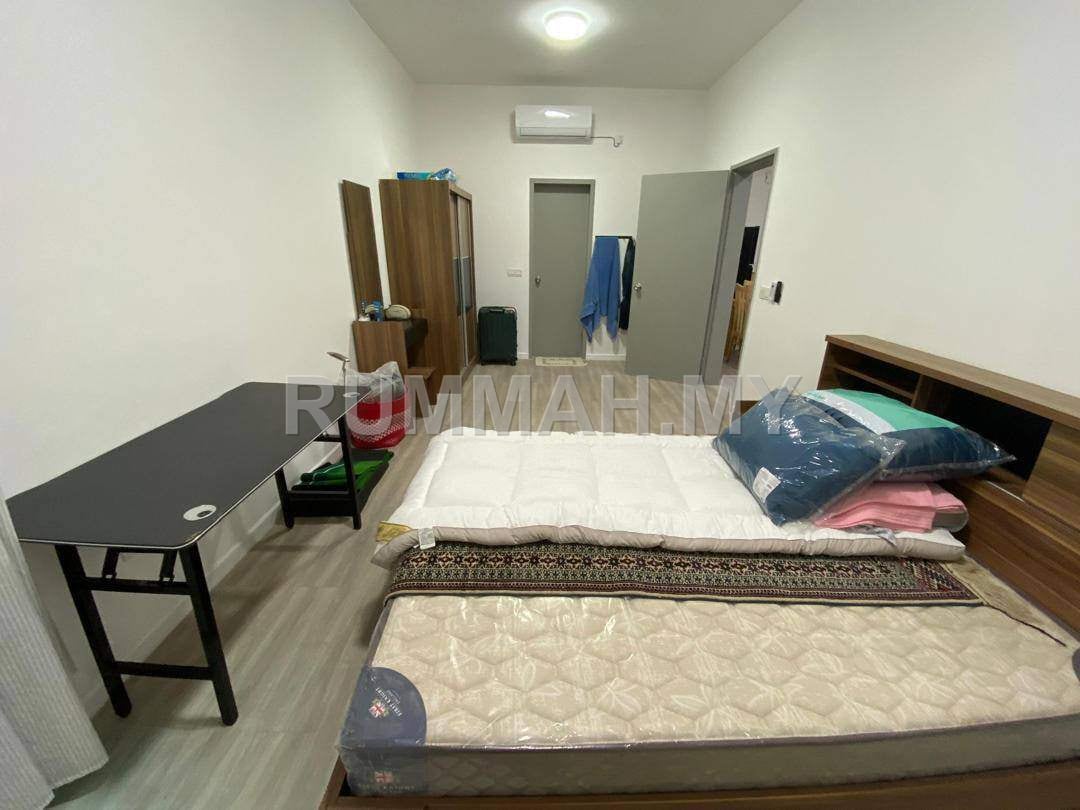 3-bedroom condo in cyberjaya, Selangor for rent - Fully Furnished Sanderling @ LakeFront Cyberjaya, Cyberjaya, Selangor