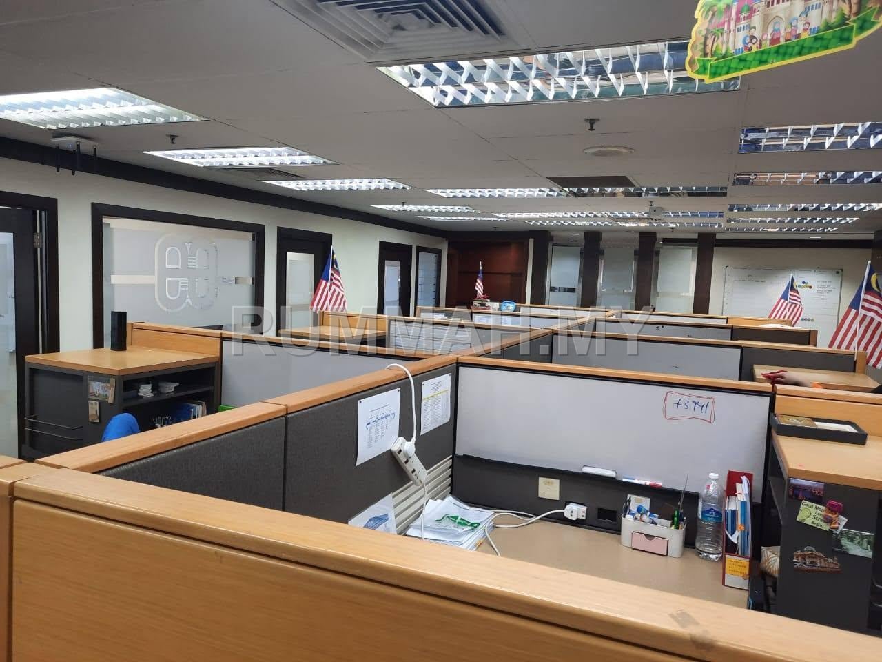 commercial in Petaling Jaya, Selangor for rent - Corporate Office for Rent in Menara Amcorp Trade Centre PJ Tower