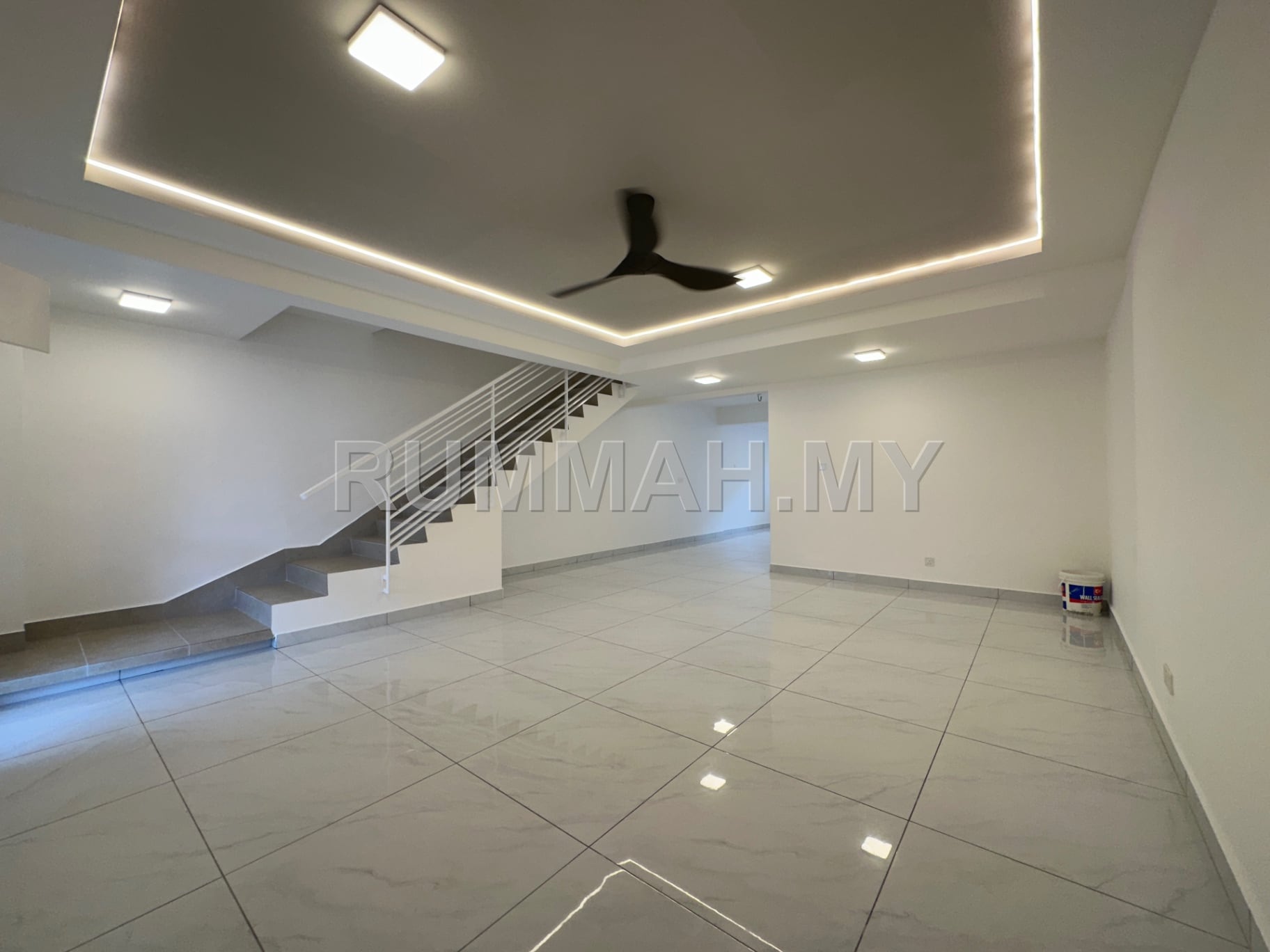 4-bedroom house in Bandar Mahkota Cheras, Selangor for sale - Extended & Renovated 2 Storey Terrace @ Bandar Mahkota Cheras