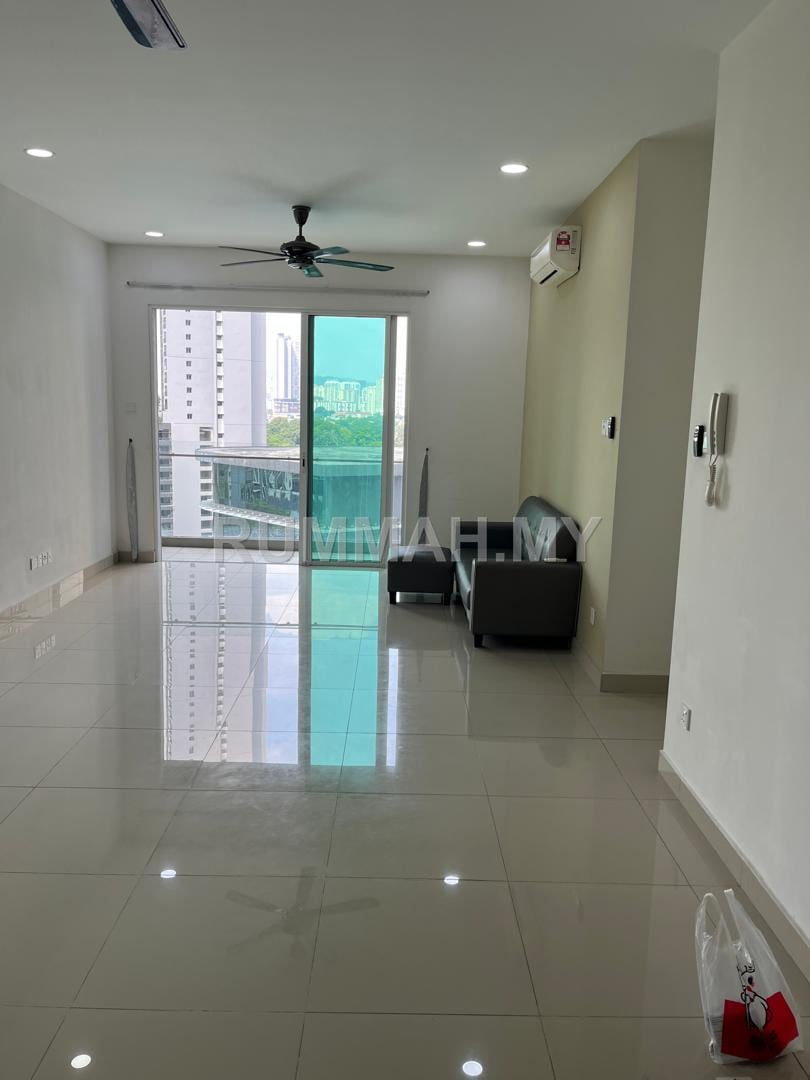 3-bedroom condo in Sentul, Kuala Lumpur for sale - SENTUL VILLAGE Service Residence, Actual, END LOT, RENO, Low Deposit