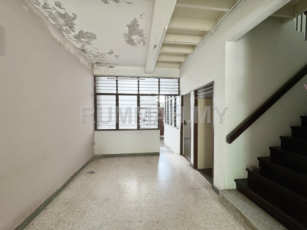 4-bedroom house in Gelugor, Penang for sale - 2 Storey Terrace @Taman Island Glades @Lorong Delima