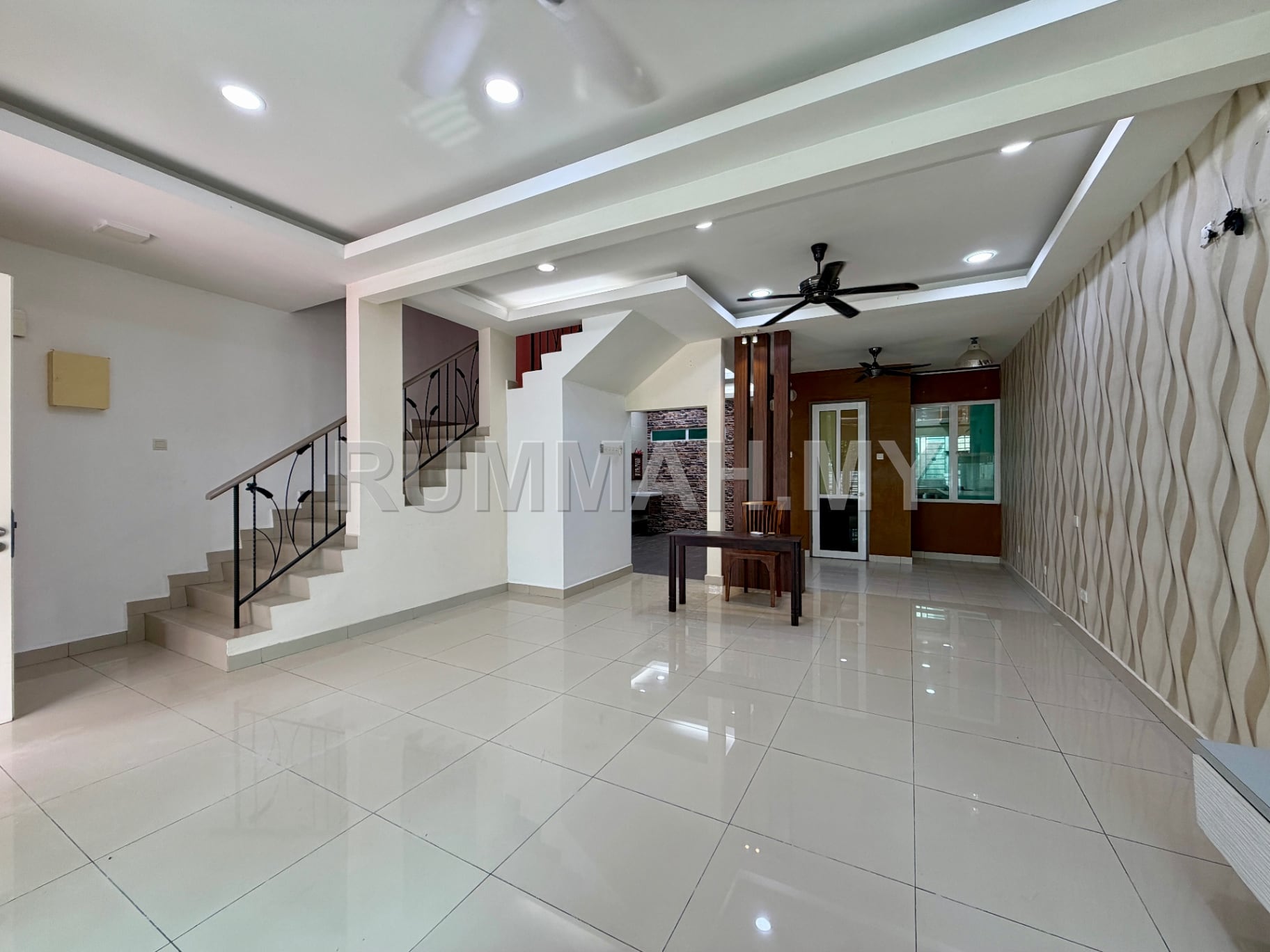 4-bedroom house in Bandar Tun Hussein Onn, Selangor for sale - 2 Storey Terraced House for Sale @ Bandar Tun Hussein Onn