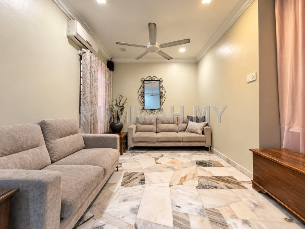 3-bedroom house in Bandar Tun Hussein Onn, Selangor for sale - 1.5 Storey Terraced House for Sale @ Bandar Tun Hussein Onn