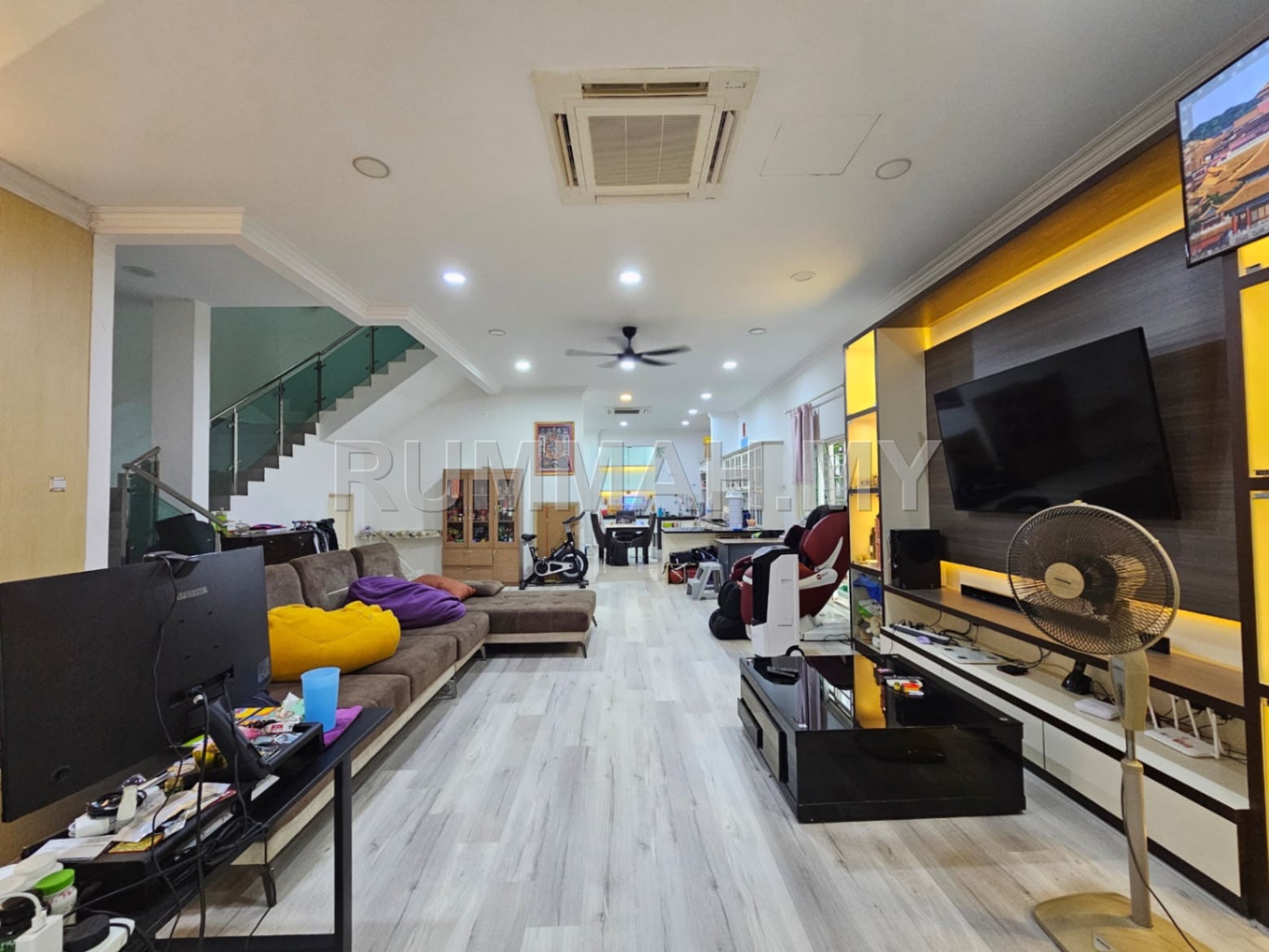 5-bedroom house in Batu 9 Cheras, Selangor for sale - Double Storey Semi-D for Sale @ Batu 9 Cheras