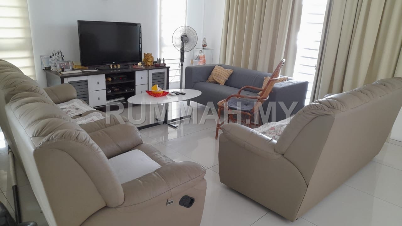 5-bedroom house in Bukit Mertajam, Penang for sale - 3 Storey Semi-D House  @ Taman Carnation, Bukit Mertajam  ,Gated Guarded