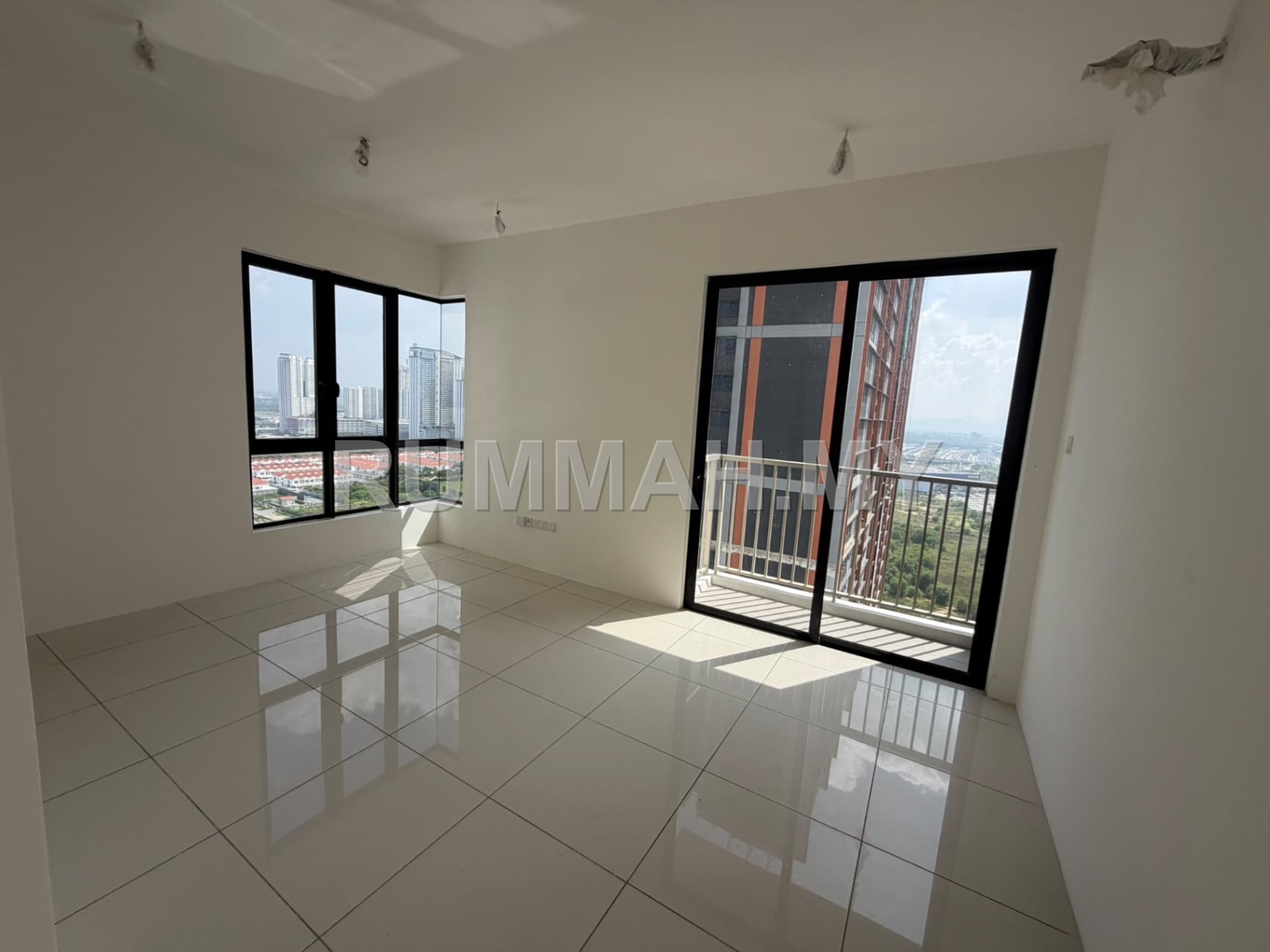 3-bedroom condo in Batu Kawan, Penang for sale - Vivo Executive Condominium High Floor @ Batu Kawan | For Sale出售