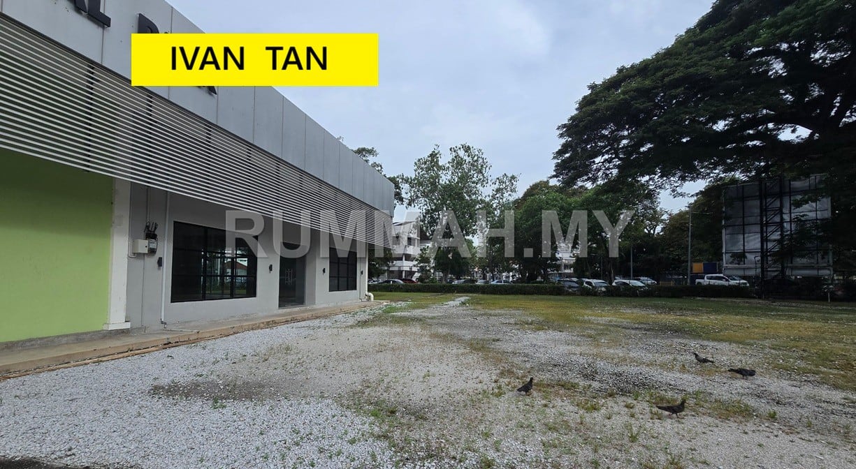 commercial in George Town, Penang for rent - Single sty Shop Off Jalan Burma Georgetown【Main Road】 2400sf Renovated