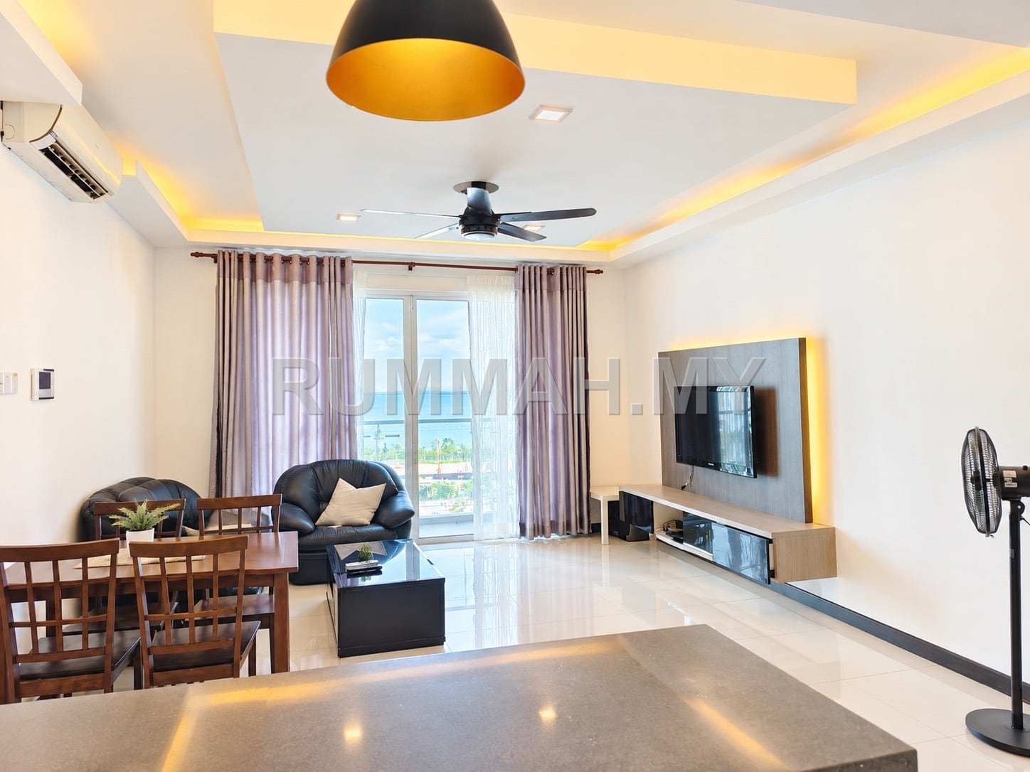 3-bedroom condo in Gelugor, Penang for rent - Vertiq @ E-Gate Gelugor Fully Furnished 3 Bedrooms For Rent