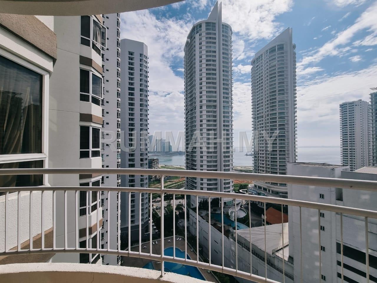 3-bedroom condo in Pulau Tikus, Penang for sale - Gurney Park Gurney View Fire Sale 