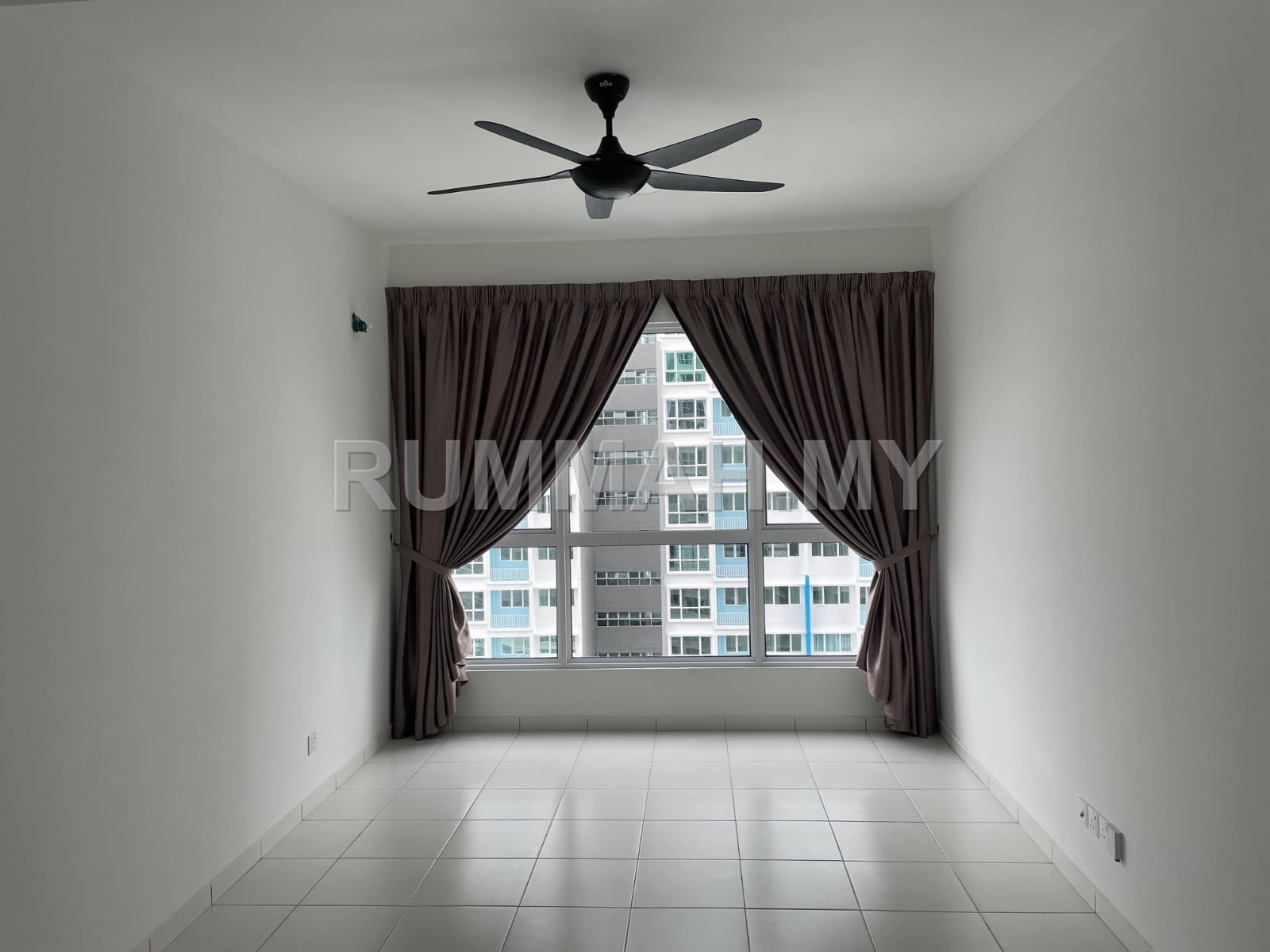 3-bedroom condo in Tanjung Tokong, Penang for rent - I-Santorini @ Tanjung Tokong For Rent