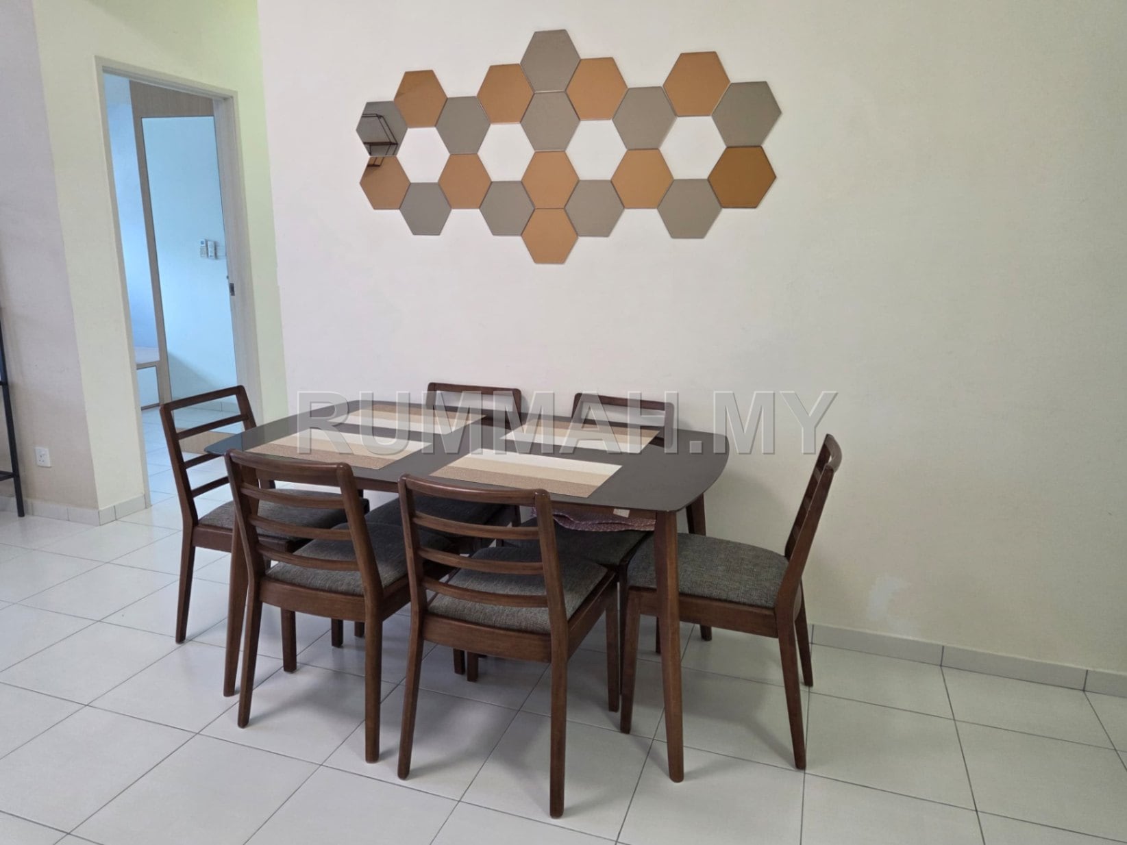 3-bedroom condo in Tanjung Tokong, Penang for rent - I-Santorini @ Tanjung Tokong For Rent