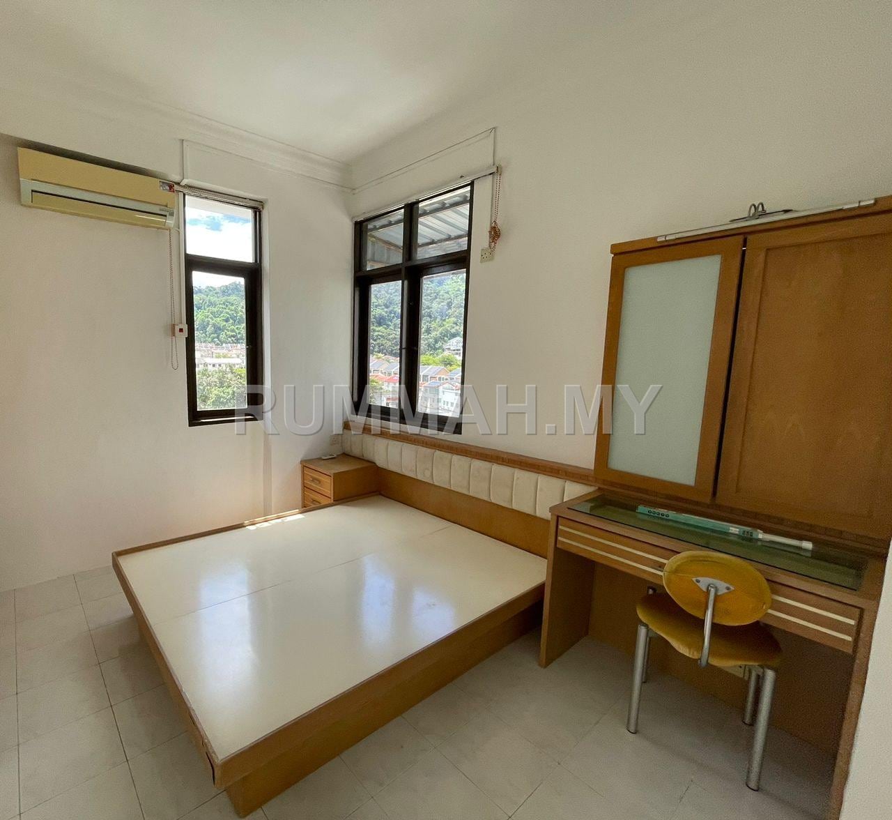 3-bedroom condo in Sungai Ara, Penang for sale - Sri Abadi apartment vacent unit