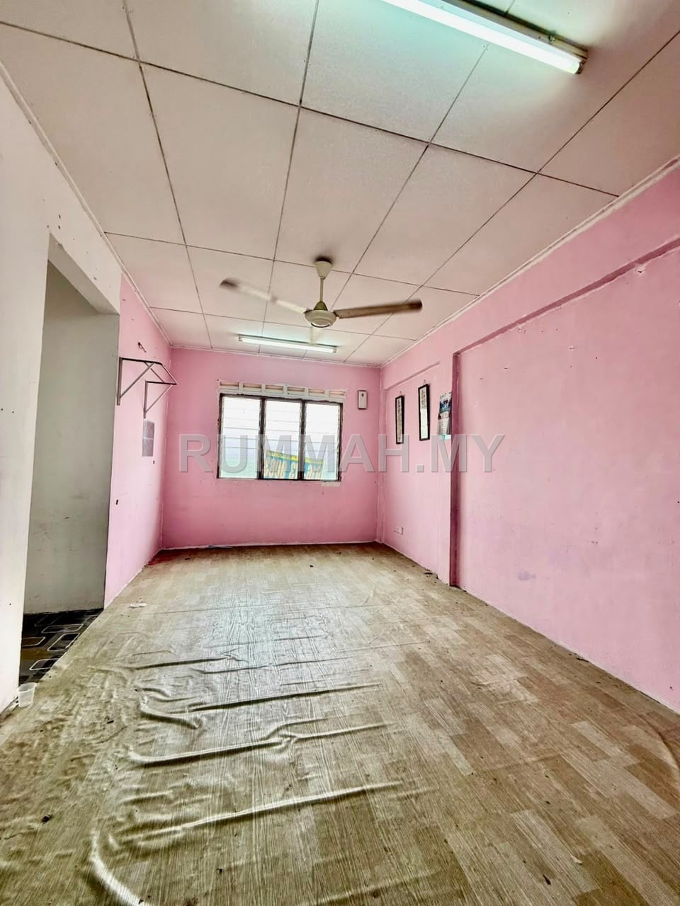 3-bedroom condo in Taman Sri Plentong (Masai), Johor for sale - Level 5 Low Cost Flat 650 sqft, Taman Sri Plentong Masai