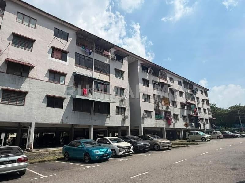 3-bedroom condo in Bandar Seri Alam (Masai), Johor for sale - Tenanted 3 Bedroom Flat 650 sqft, Flat Tasek 64 Bandar Seri Alam