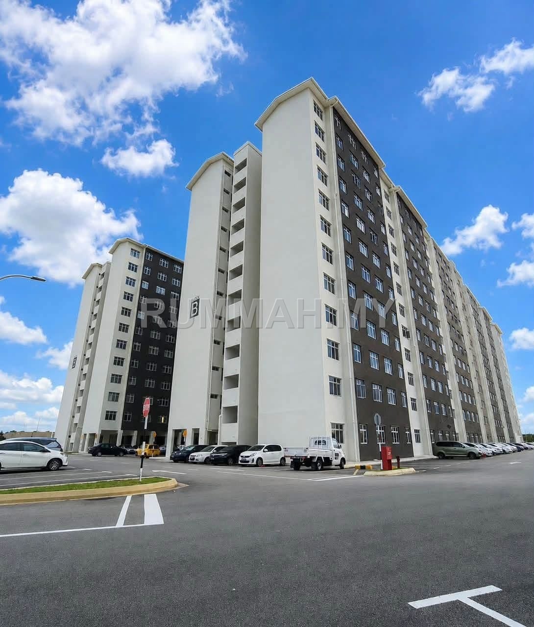 3-bedroom condo in Flora Damai, Johor for sale - High Floor 3 Bedroom Apartment 850 sqft, Laman Indah 2 Flora Damai