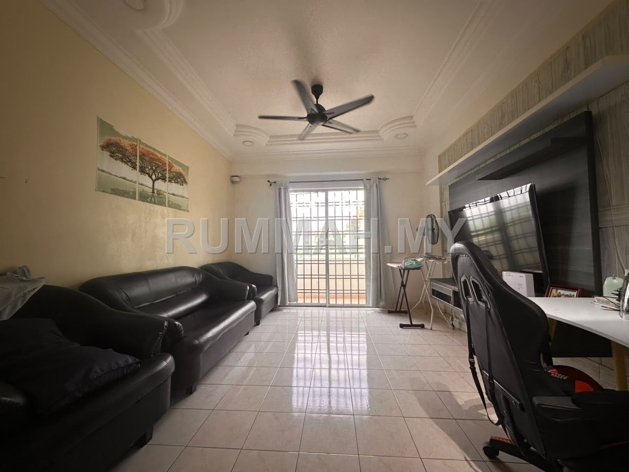 3-bedroom condo in Taman Tampoi Indah, Johor for sale - Renovated 3 Bedroom Apartment 1,216 sqft, Sri Wangi Tampoi Indah